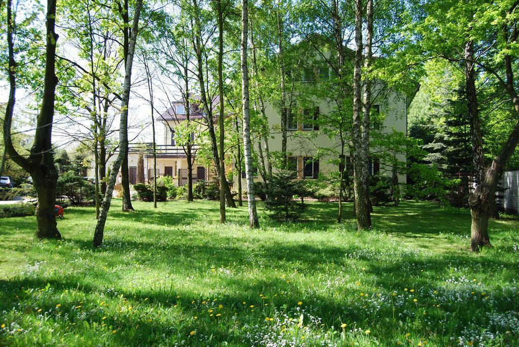 Bed and Breakfast Park Na Wojskiego Marki  Zewnętrze zdjęcie